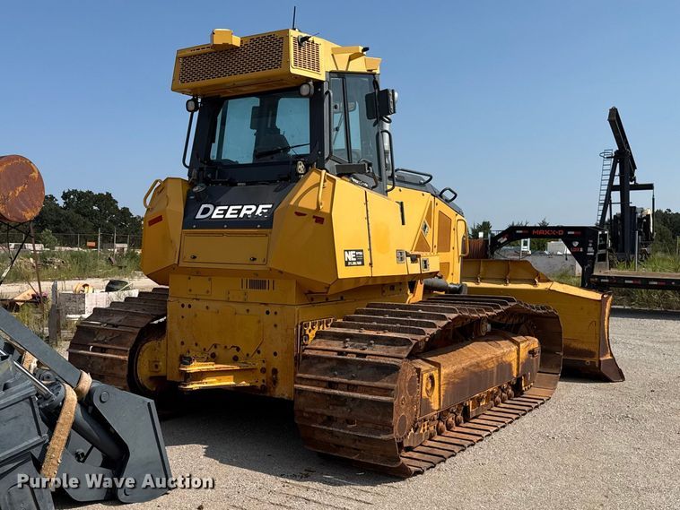 image for item FC4092 2017 John Deere 850K LGP dozer