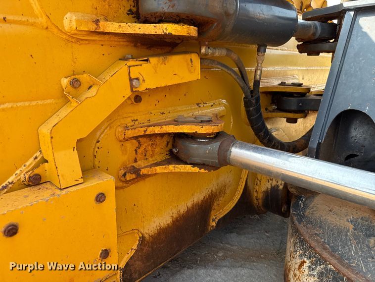 image for item FC4092 2017 John Deere 850K LGP dozer
