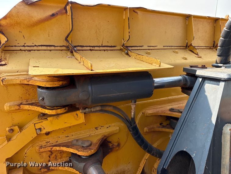 image for item FC4092 2017 John Deere 850K LGP dozer