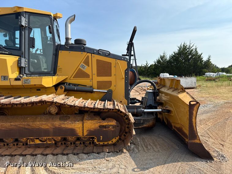 image for item FC4092 2017 John Deere 850K LGP dozer