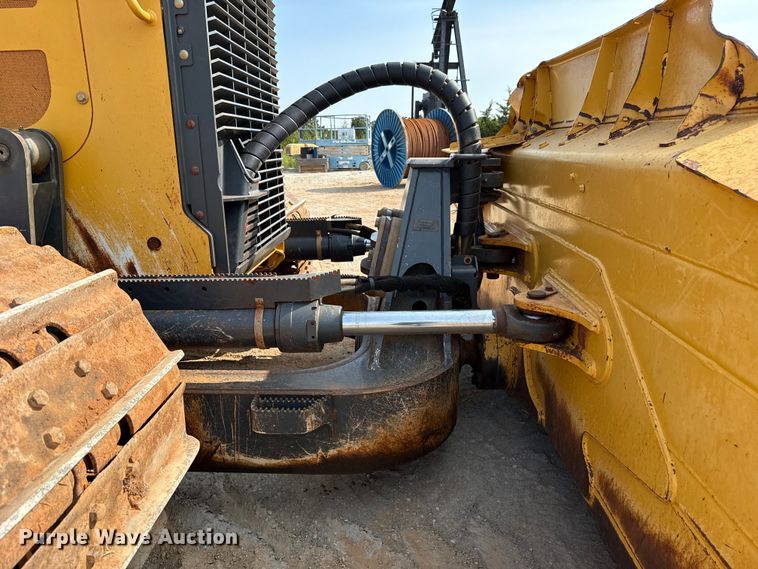 image for item FC4092 2017 John Deere 850K LGP dozer
