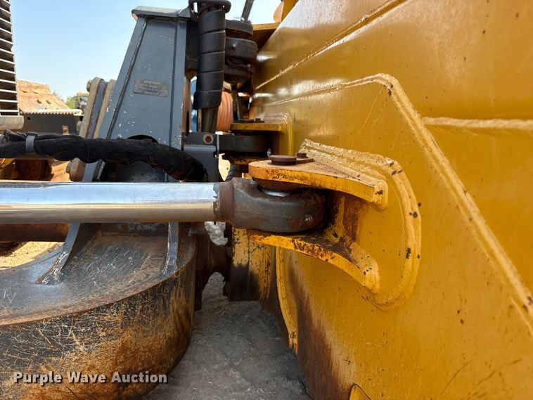 image for item FC4092 2017 John Deere 850K LGP dozer