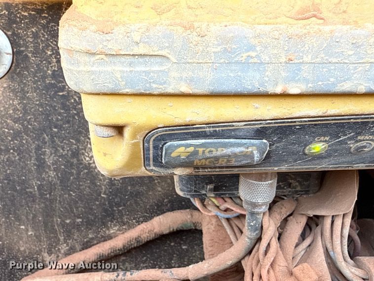image for item FC4092 2017 John Deere 850K LGP dozer