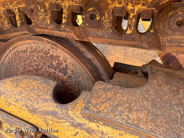 image for item FC4092 2017 John Deere 850K LGP dozer