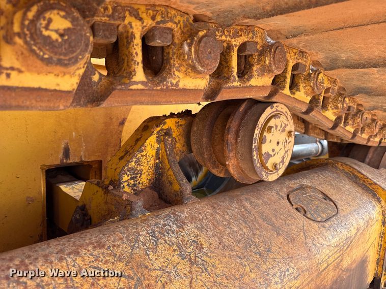 image for item FC4092 2017 John Deere 850K LGP dozer