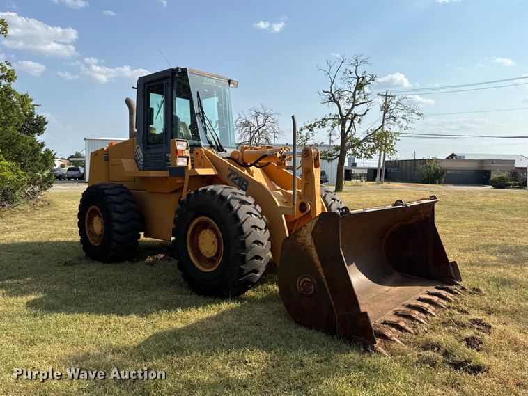 image for item FC4114 1995 Case 721B wheel loader
