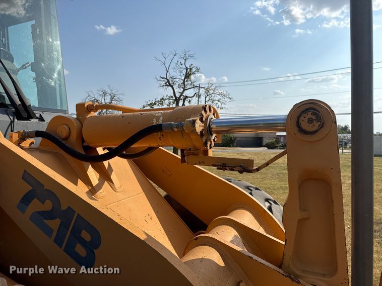 image for item FC4114 1995 Case 721B wheel loader