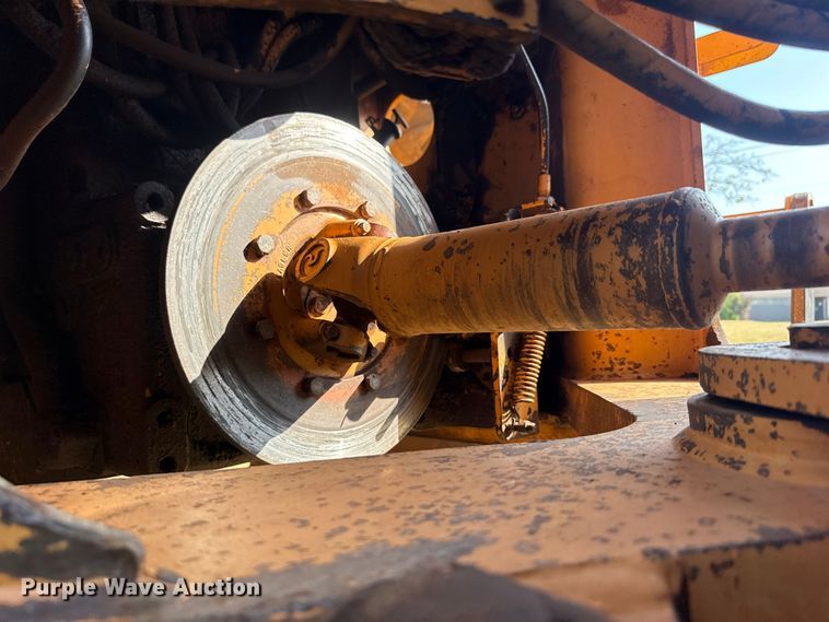 image for item FC4114 1995 Case 721B wheel loader