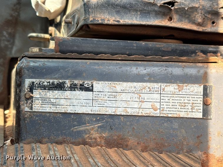 image for item FC4114 1995 Case 721B wheel loader
