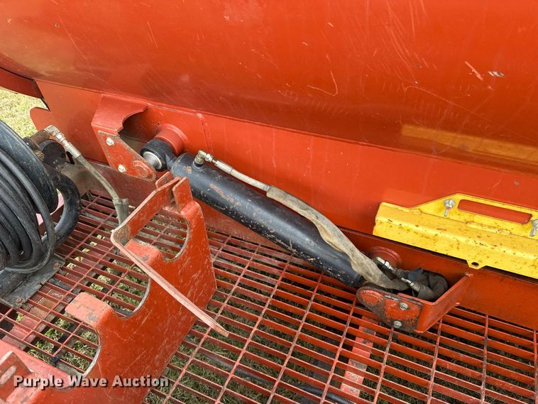 image for item FC4123 2003 Ditch Witch FX30 vacuum excavator
