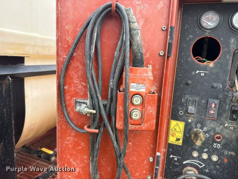image for item FC4123 2003 Ditch Witch FX30 vacuum excavator