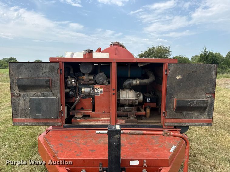image for item FC4123 2003 Ditch Witch FX30 vacuum excavator