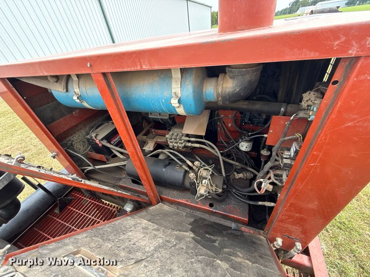 image for item FC4123 2003 Ditch Witch FX30 vacuum excavator