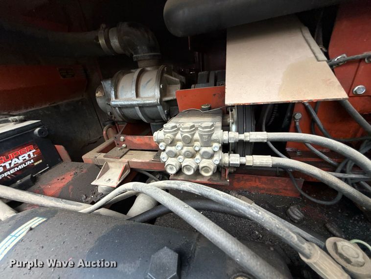 image for item FC4123 2003 Ditch Witch FX30 vacuum excavator