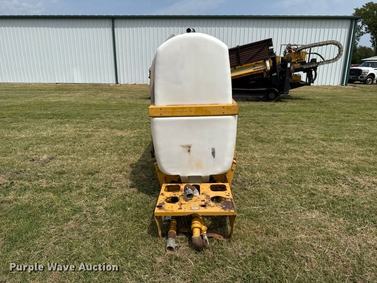 image for item FC4130 2000 Vermeer ST500 mud mixing tank