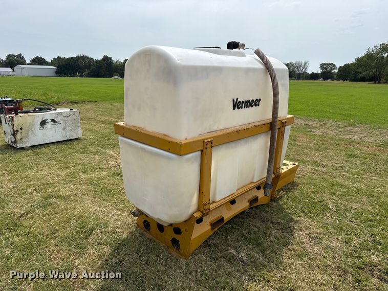 image for item FC4130 2000 Vermeer ST500 mud mixing tank