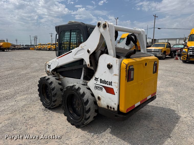 image for item FC4140 2015 Bobcat S570 skid steer loader