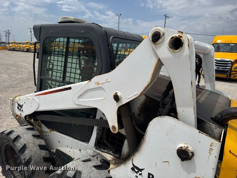 image for item FC4140 2015 Bobcat S570 skid steer loader