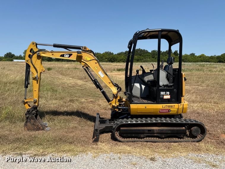 image for item FC4177 2015 Caterpillar 302.7DCR mini excavator