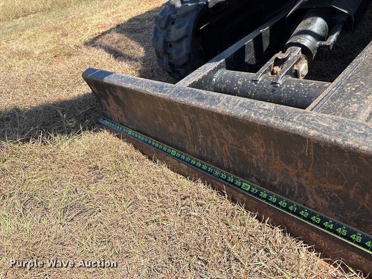 image for item FC4177 2015 Caterpillar 302.7DCR mini excavator