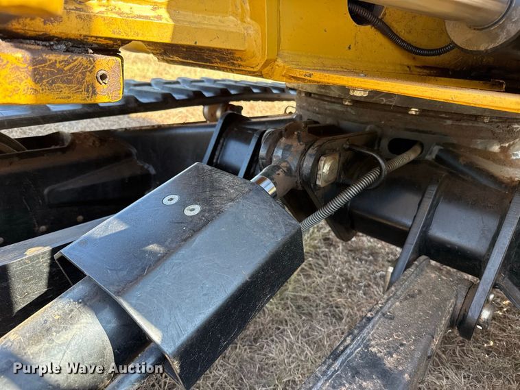 image for item FC4177 2015 Caterpillar 302.7DCR mini excavator