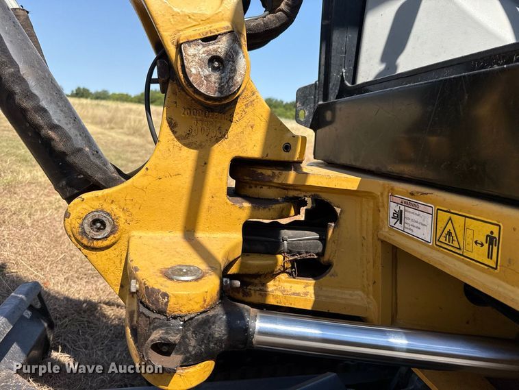 image for item FC4177 2015 Caterpillar 302.7DCR mini excavator