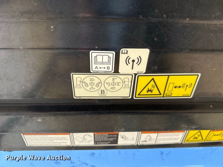 image for item FC4177 2015 Caterpillar 302.7DCR mini excavator