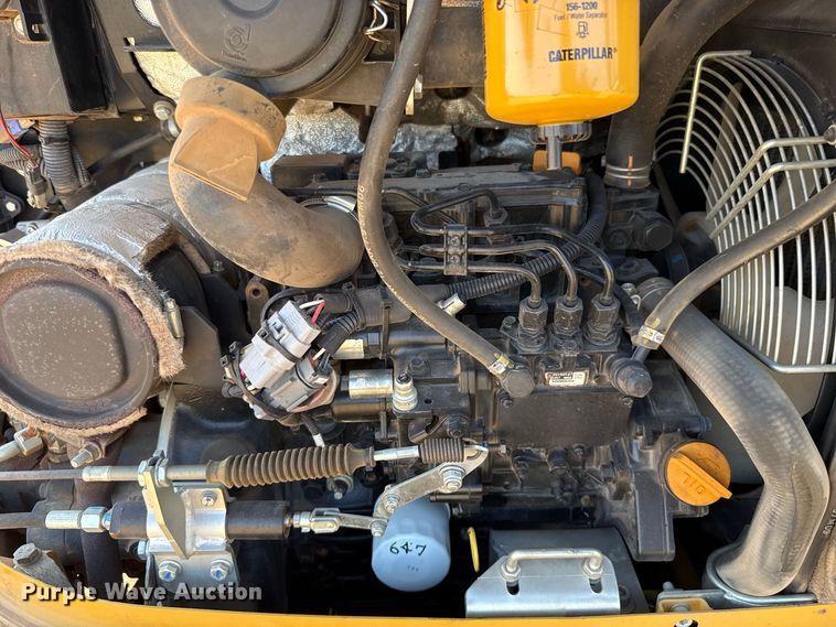 image for item FC4177 2015 Caterpillar 302.7DCR mini excavator