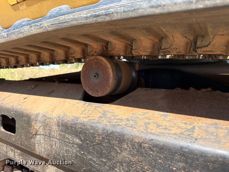 image for item FC4177 2015 Caterpillar 302.7DCR mini excavator
