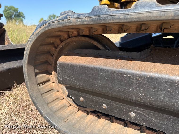image for item FC4177 2015 Caterpillar 302.7DCR mini excavator