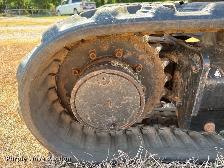 image for item FC4177 2015 Caterpillar 302.7DCR mini excavator