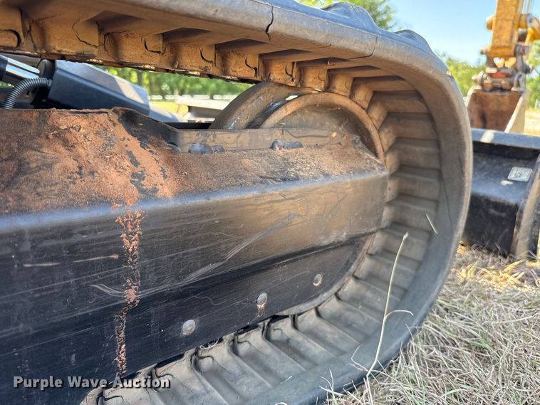 image for item FC4177 2015 Caterpillar 302.7DCR mini excavator