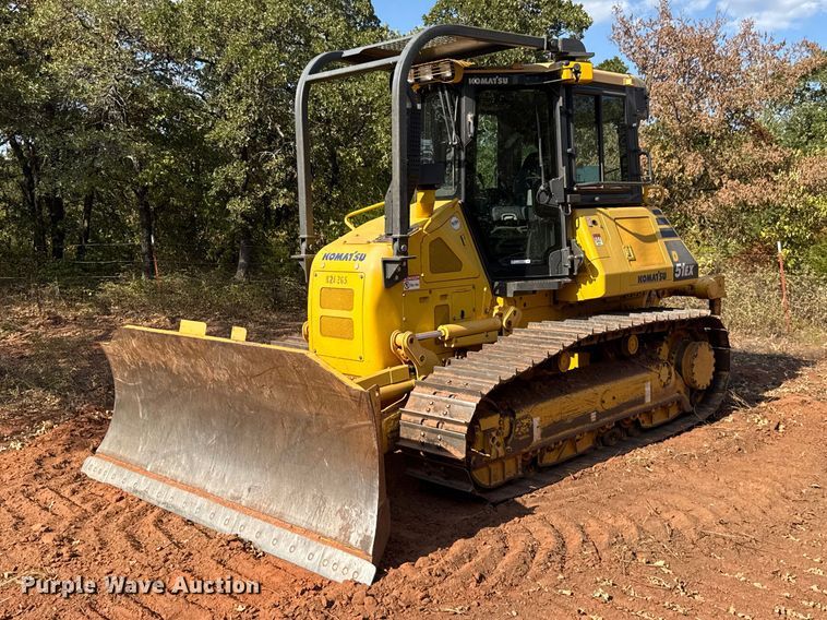 Photo of a 2020 Komatsu D51EX-24