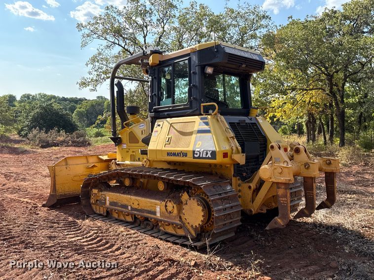 image for item FC4182 2020 Komatsu D51EX-24 dozer