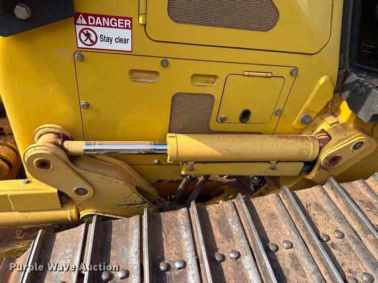image for item FC4182 2020 Komatsu D51EX-24 dozer