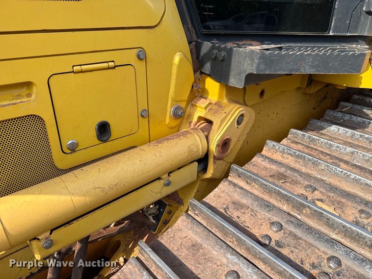image for item FC4182 2020 Komatsu D51EX-24 dozer