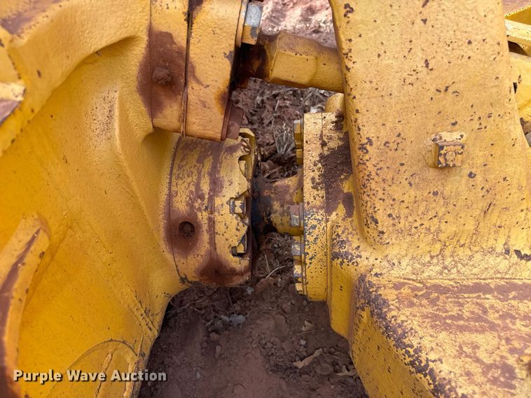 image for item FC4182 2020 Komatsu D51EX-24 dozer