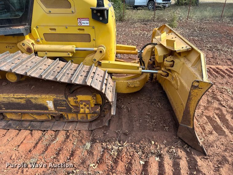 image for item FC4182 2020 Komatsu D51EX-24 dozer