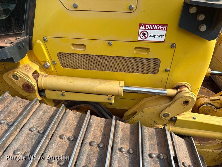 image for item FC4182 2020 Komatsu D51EX-24 dozer
