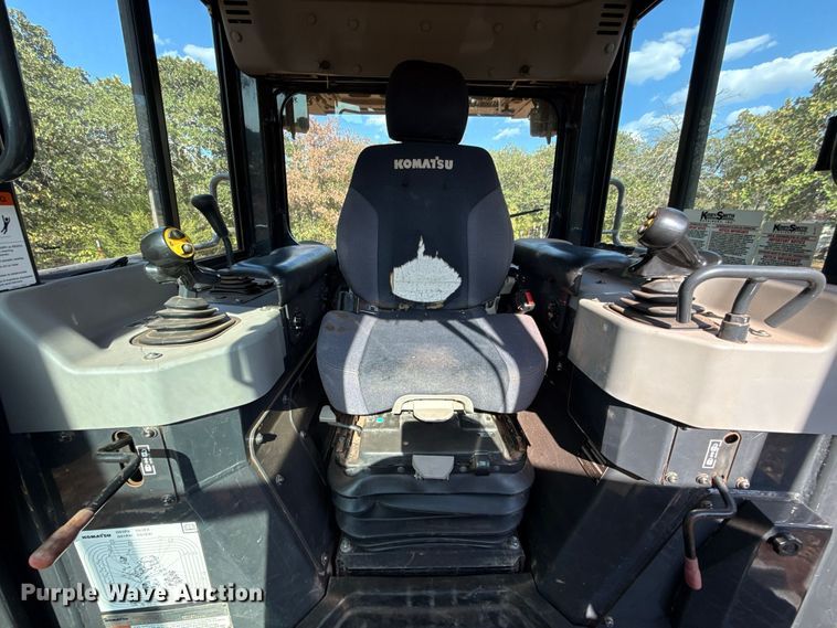 image for item FC4182 2020 Komatsu D51EX-24 dozer