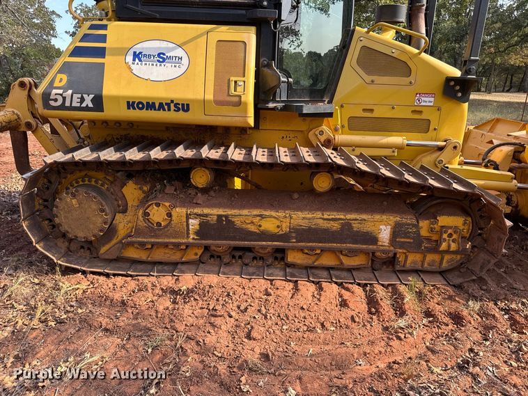 image for item FC4182 2020 Komatsu D51EX-24 dozer