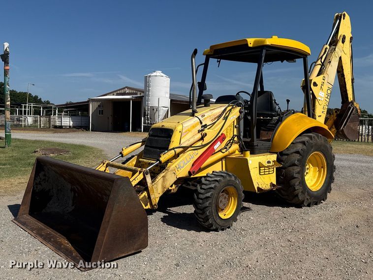 2005 New Holland LB75B backhoe
