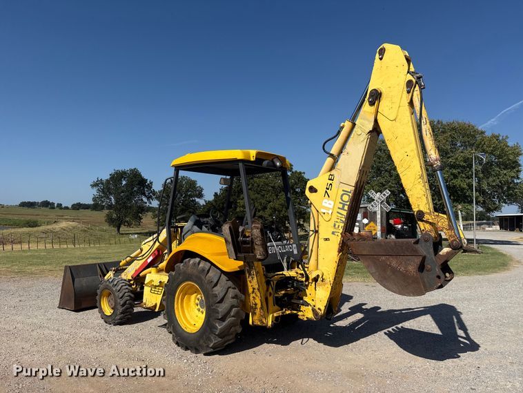 image for item FC4194 2005 New Holland LB75B backhoe