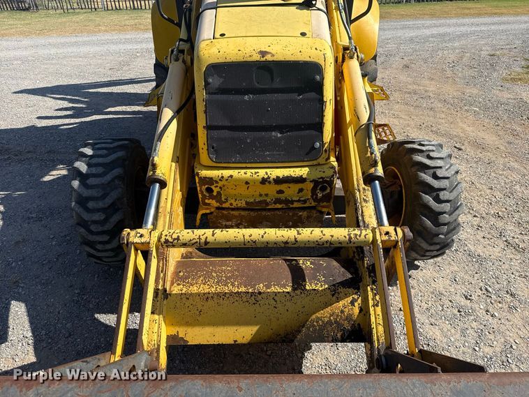 image for item FC4194 2005 New Holland LB75B backhoe