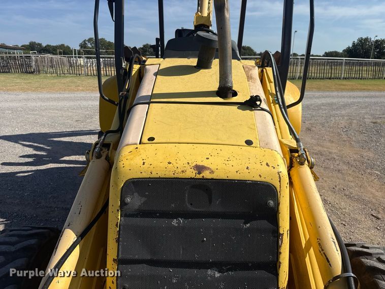 image for item FC4194 2005 New Holland LB75B backhoe