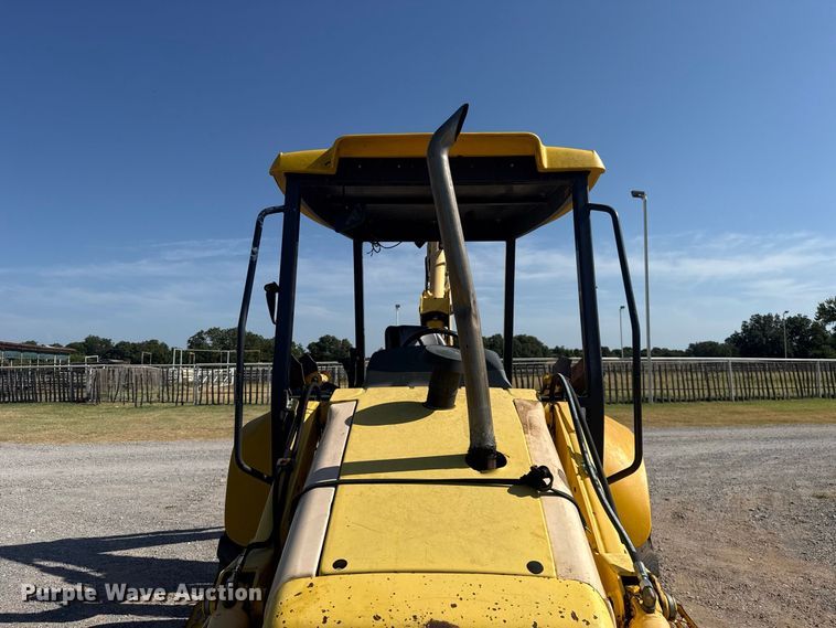 image for item FC4194 2005 New Holland LB75B backhoe