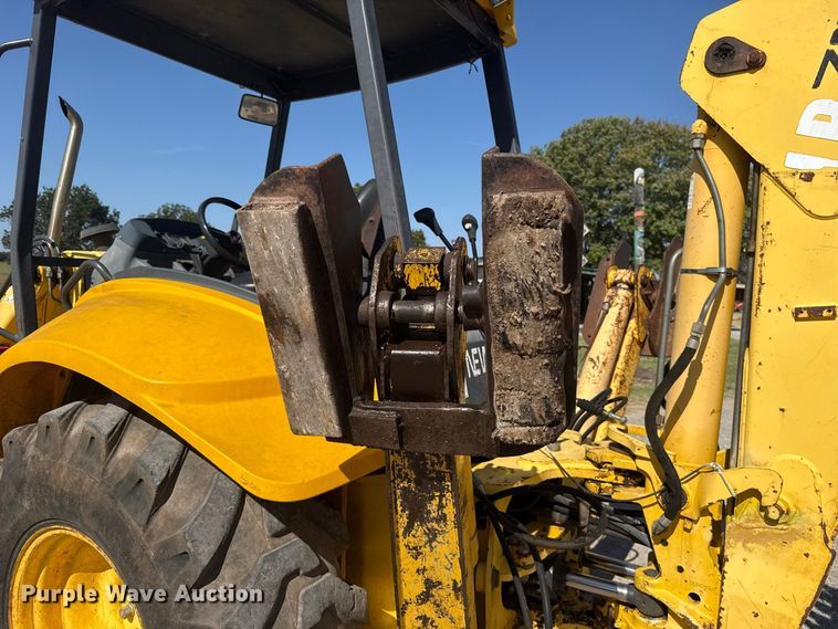 image for item FC4194 2005 New Holland LB75B backhoe