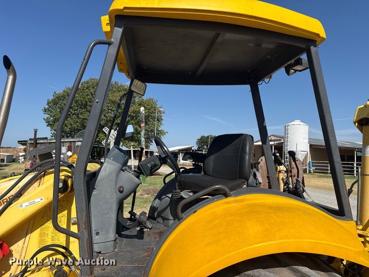 image for item FC4194 2005 New Holland LB75B backhoe