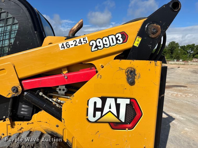 image for item FG0418 2021 Caterpillar 299D3 tracked skid steer loader