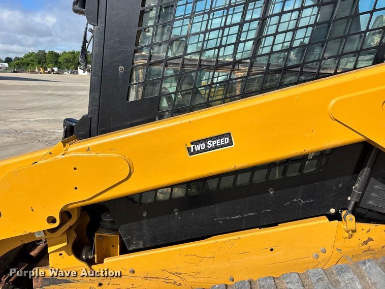 image for item FG0418 2021 Caterpillar 299D3 tracked skid steer loader
